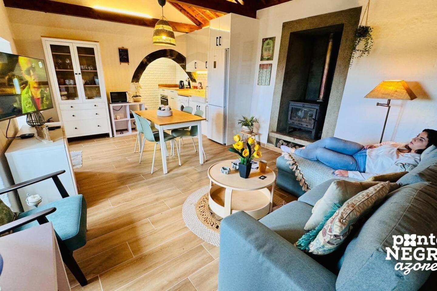 Charming Country House By Ponta Negra Azores Altares エクステリア 写真